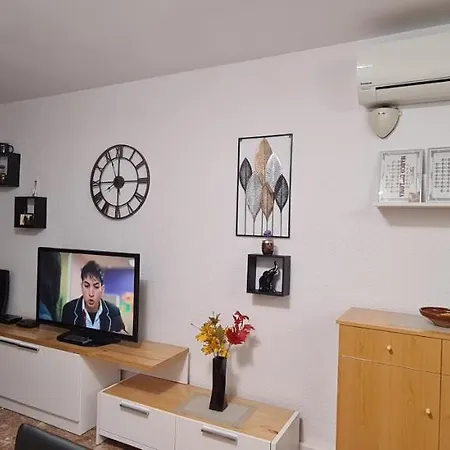 Apartment In Center, Near Port Aventura *